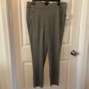 Massini Essential Dress pants plaid size 1X. Waist 17” inches width.